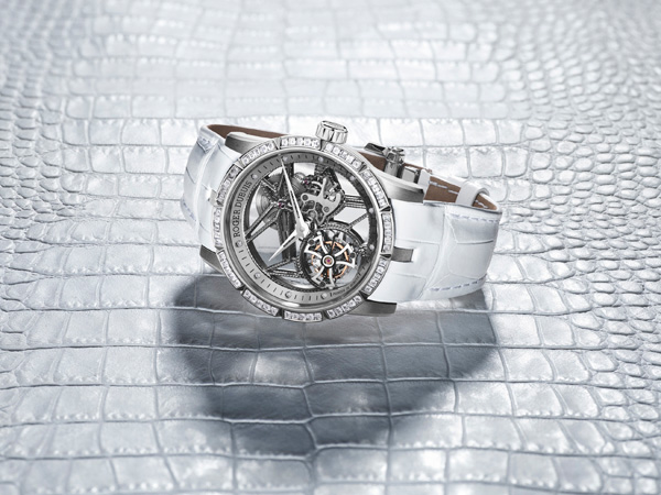 羅杰杜彼：簇新時(shí)光尊奢盛享                  Roger Dubuis 2014圣誕節(jié)臻選禮贊