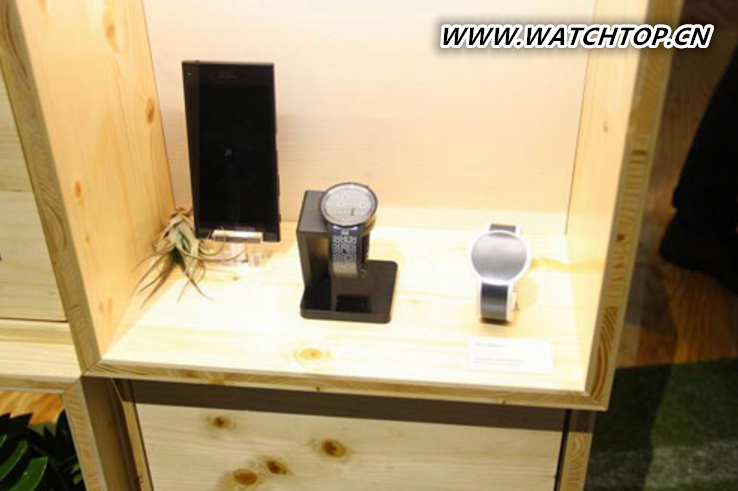 又該充值了？索尼IFA展出FES Watch U智能手表 IFA展 索尼 智能手表 智能手表  第1張
